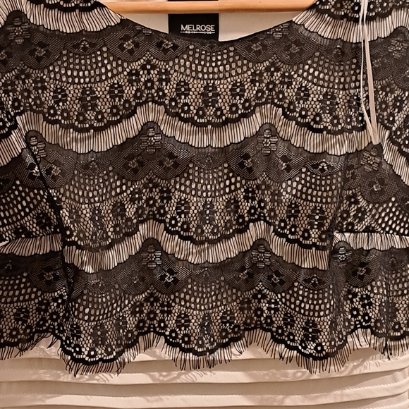 Size Small Melrose black and white lace dress - Picture 2 of 2